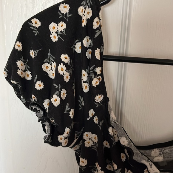 bodysuit size S - Picture 3 of 4